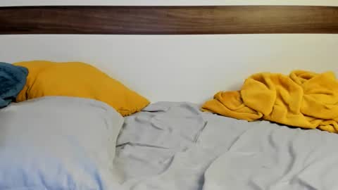 00ingrid00 online show from December 19, 9:32 pm