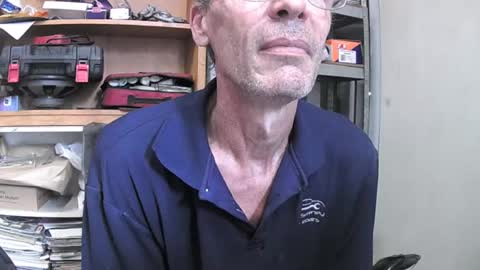 04oldskool online show from December 18, 2:10 am