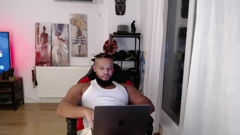 Kingsley online show from April 26, 9:12 pm