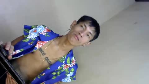Snapshot of 0cir_asiansatisfy chatting on December 20, 8:06 am RICK online show from December 20, 8:06 am
