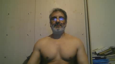 0luvmonkey online show from April 19, 1:50 am