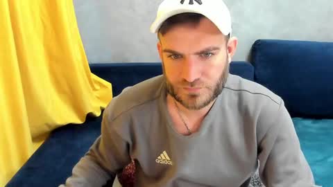 10in_deluxe online show from February 28, 5:37 am