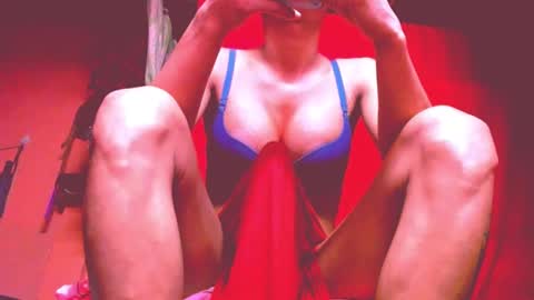 CALL ME BABY online show from March 8, 9:51 pm