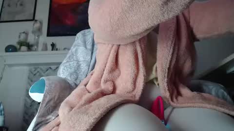 Aurora Willows online show from February 3, 6:22 am