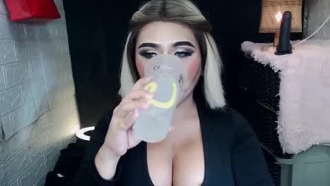 sexy kia online show from February 25, 1:31 am