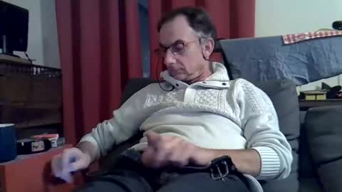 Snapshot of 18remy45 chatting on October 21, 8:12 pm 18remy45 online show from October 21, 8:12 pm