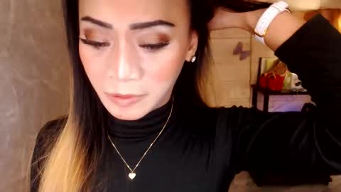 angel online show from November 3, 5:25 pm