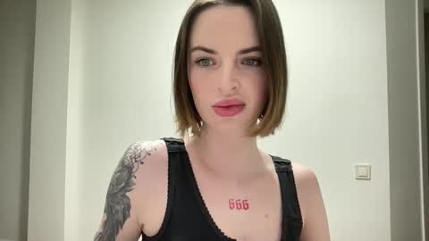 DOVE online show from November 11, 9:39 pm