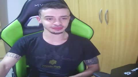 1good_vibes1 online show from April 25, 8:49 am
