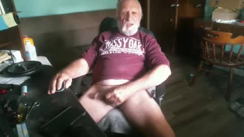 1handyanddee online show from December 30, 8:36 pm