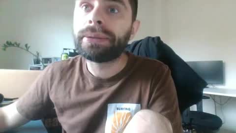 kam online show from December 18, 8:20 am