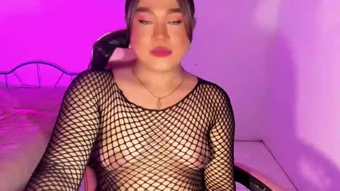 1lovelymess online show from October 1, 3:38 am