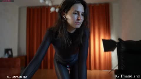 Marie online show from May 24, 6:25 pm