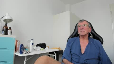 Henk online show from February 19, 3:33 pm