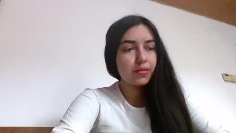 20 ivyy online show from April 21, 1:29 pm