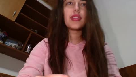 20 ivyy online show from April 8, 10:35 pm