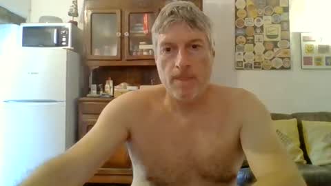 22esserre online show from June 29, 11:54 am