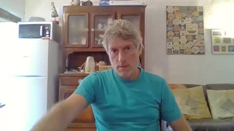 22esserre online show from September 17, 11:46 am