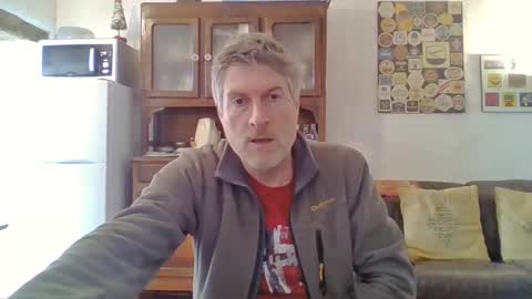 22esserre online show from February 21, 2:06 pm