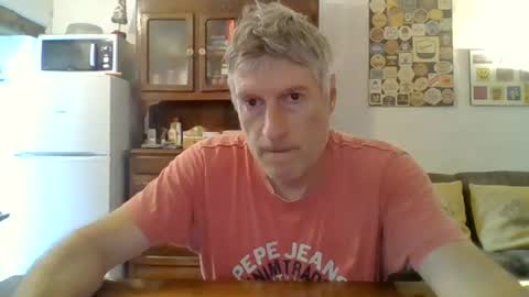 22esserre online show from June 26, 11:48 am