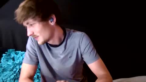 27tnguy online show from February 27, 9:02 am