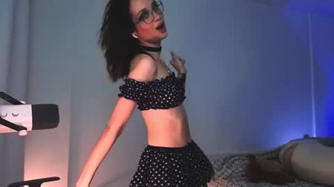 Sasha weekend from 14 to 27 November online show from March 5, 4:10 am