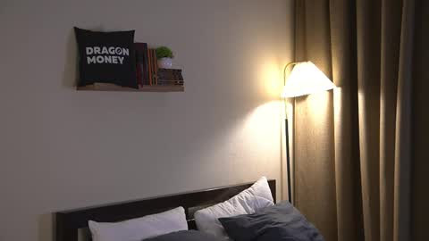 Elley  online show from March 2, 2:24 pm