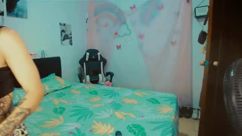 samantha sharon online show from April 23, 9:06 am