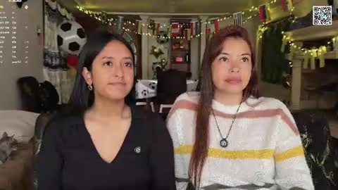 Dalilah and Tarah online show from July 19, 1:36 pm