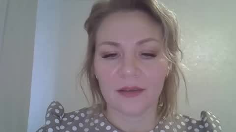 3susie online show from September 20, 8:06 am