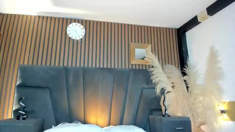 3X NAXAA online show from February 11, 5:06 pm