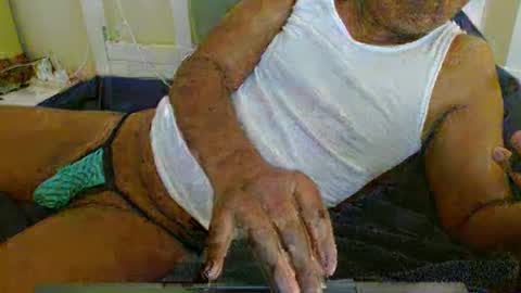 Daddy online show from April 3, 3:30 pm