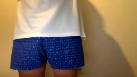 6incher LB online show from December 7, 12:36 am