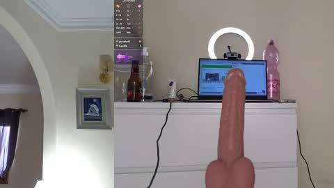 Mila online show from November 6, 4:54 pm