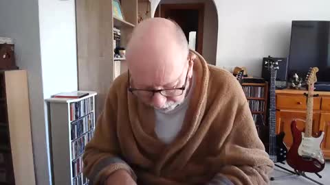  Papi  online show from March 7, 10:35 am