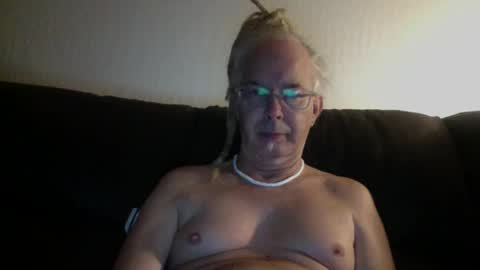 808dred online show from September 16, 9:23 am