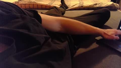 87johnny online show from December 24, 8:05 pm