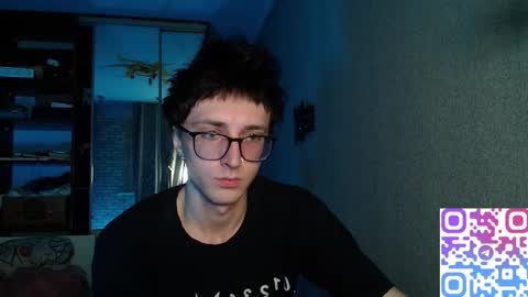 Phillip online show from November 19, 10:41 pm