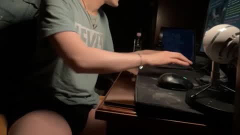 91stefisexy91 online show from April 6, 8:43 pm