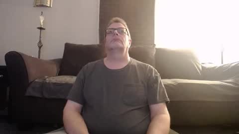 989guy online show from April 27, 11:46 pm