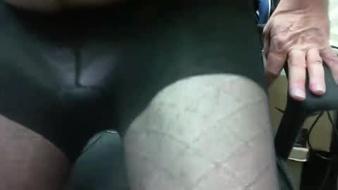 99zeus9 online show from November 6, 1:14 pm