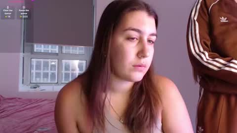 EMILY AND  MARCUS online show from February 11, 10:41 am