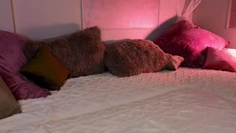 Willow online show from October 26, 10:42 pm