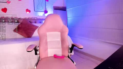 Aby online show from March 9, 8:13 pm