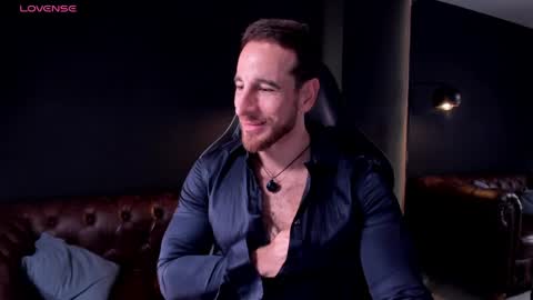 _adamcoper_ online show from April 23, 10:55 pm