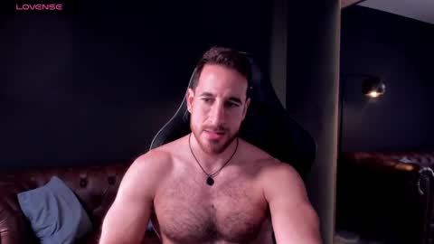 _adamcoper_ online show from April 20, 3:59 pm