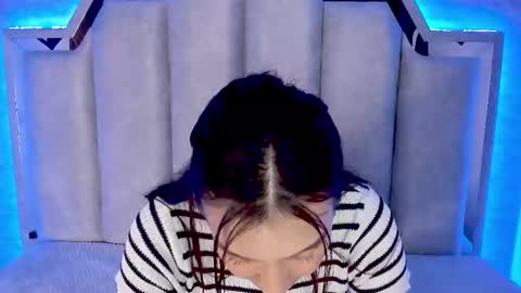 Snapshot of _alaia_collway_ chatting on February 13, 2:31 pm Alaia online show from February 13, 2:31 pm