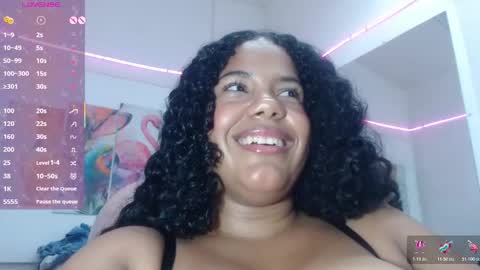 _alegriamartinez_ online show from January 9, 6:24 pm