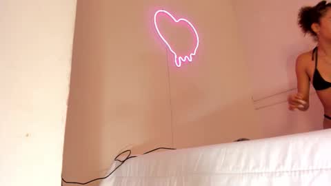 _aleja_x online show from October 14, 11:35 am