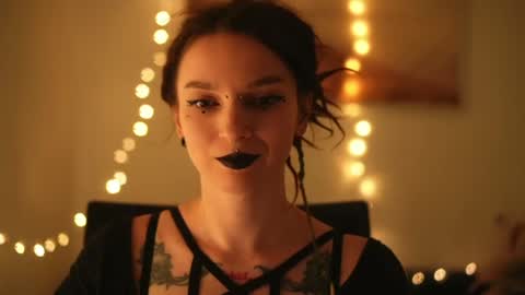 Alice Morrison Mistress Datura online show from April 17, 5:26 pm